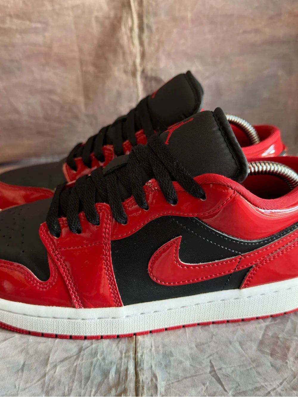 Nike Air Jordan 1 Low “Reverse Bred” men’s size 9